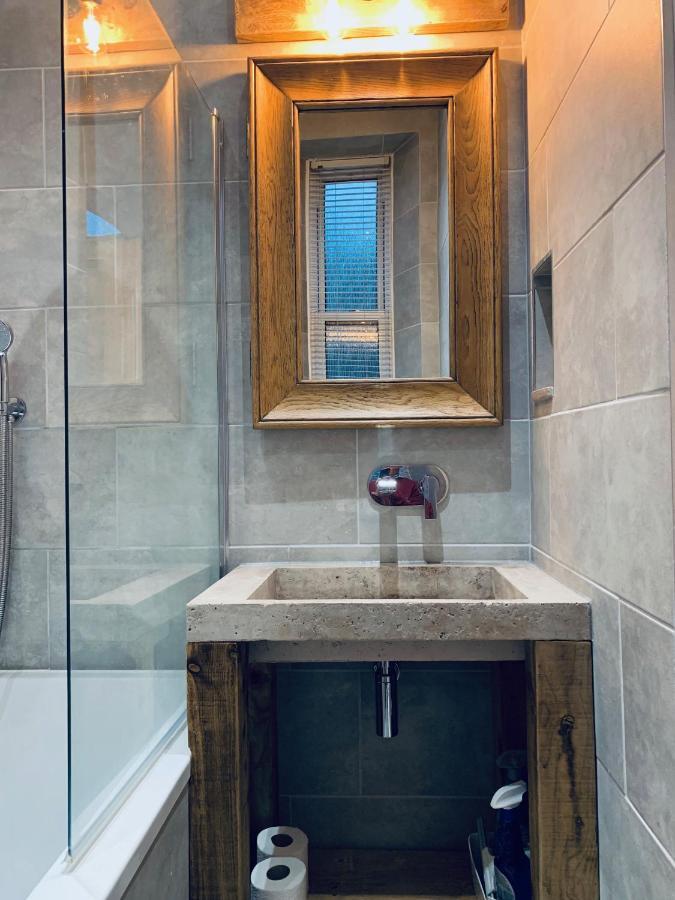 Newport-On-Tay Bridge View Apt - Stunning River Tay Views 아파트 외부 사진